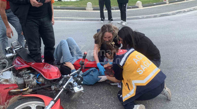 Karaman'da minibüs motosiklete arkadan çarptı: 1 yaralı