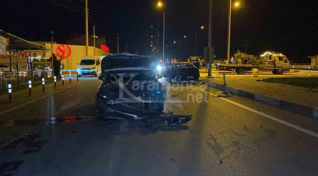 Karaman'da iki otomobil çarpıştı: 1 ölü, 5 yaralı